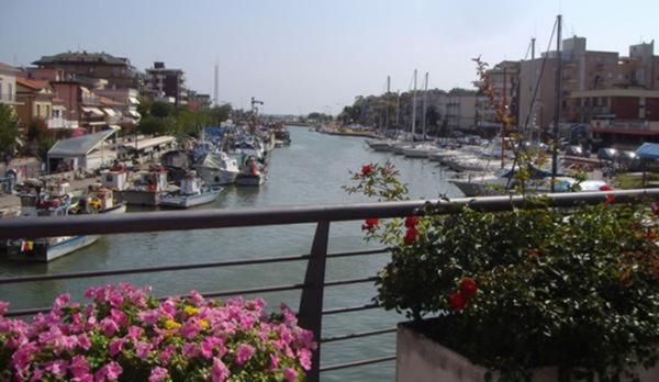 Hotel Adriatico Bellaria-Igea Marina Exterior photo